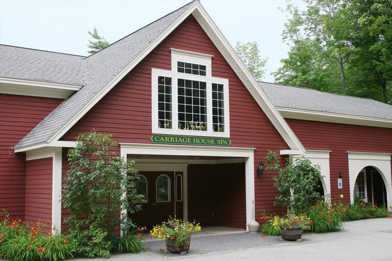 Jacuzzi Suites In NH Hotel with Jacuzzi In Room Christmas Farm Inn